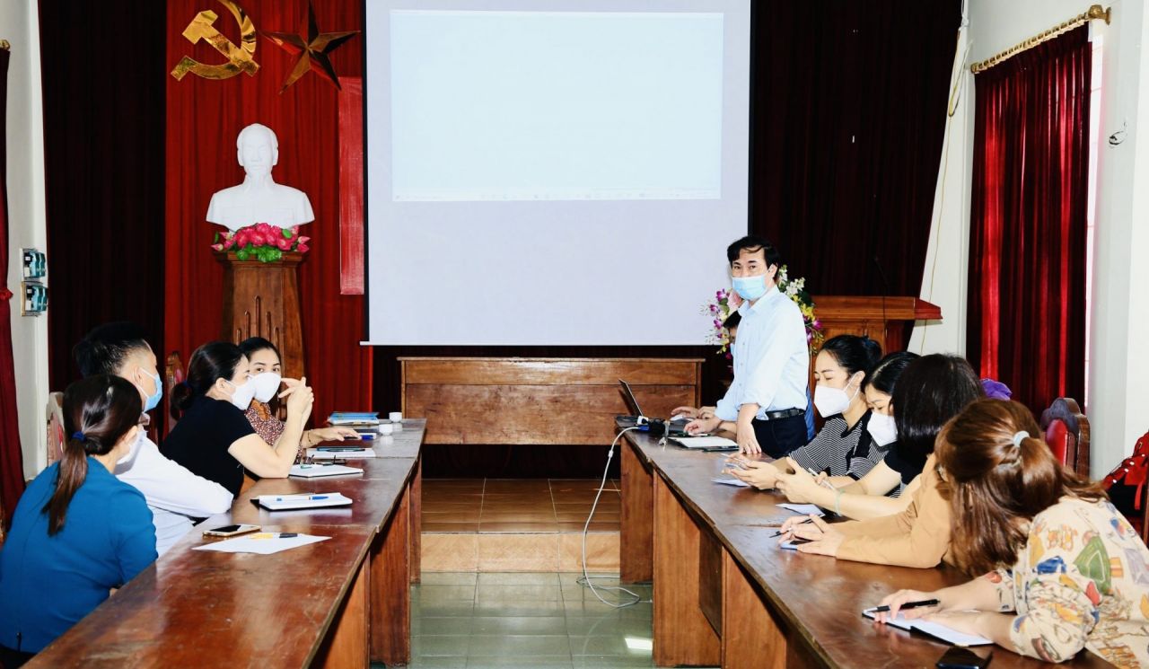 BSCKI Phạm Văn Thắng – Phó giám đốc Trung tâm Kiểm soát bệnh tật phát biểu khai mạc khóa tập huấn.jpg